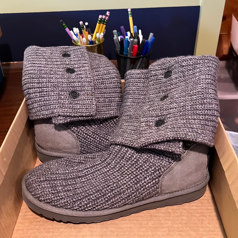 UGG Knit Boot Grey